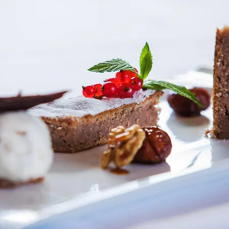 Ascovilla Charming Hideway 4*