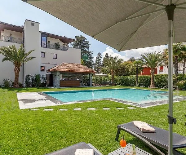 Отель Ascovilla Charming Hideway 4*