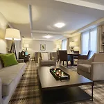 Ascovilla Charming Hideway מלון 4*