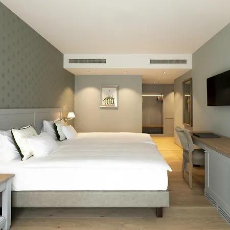 فندق Ascovilla Charming Hideway 4*